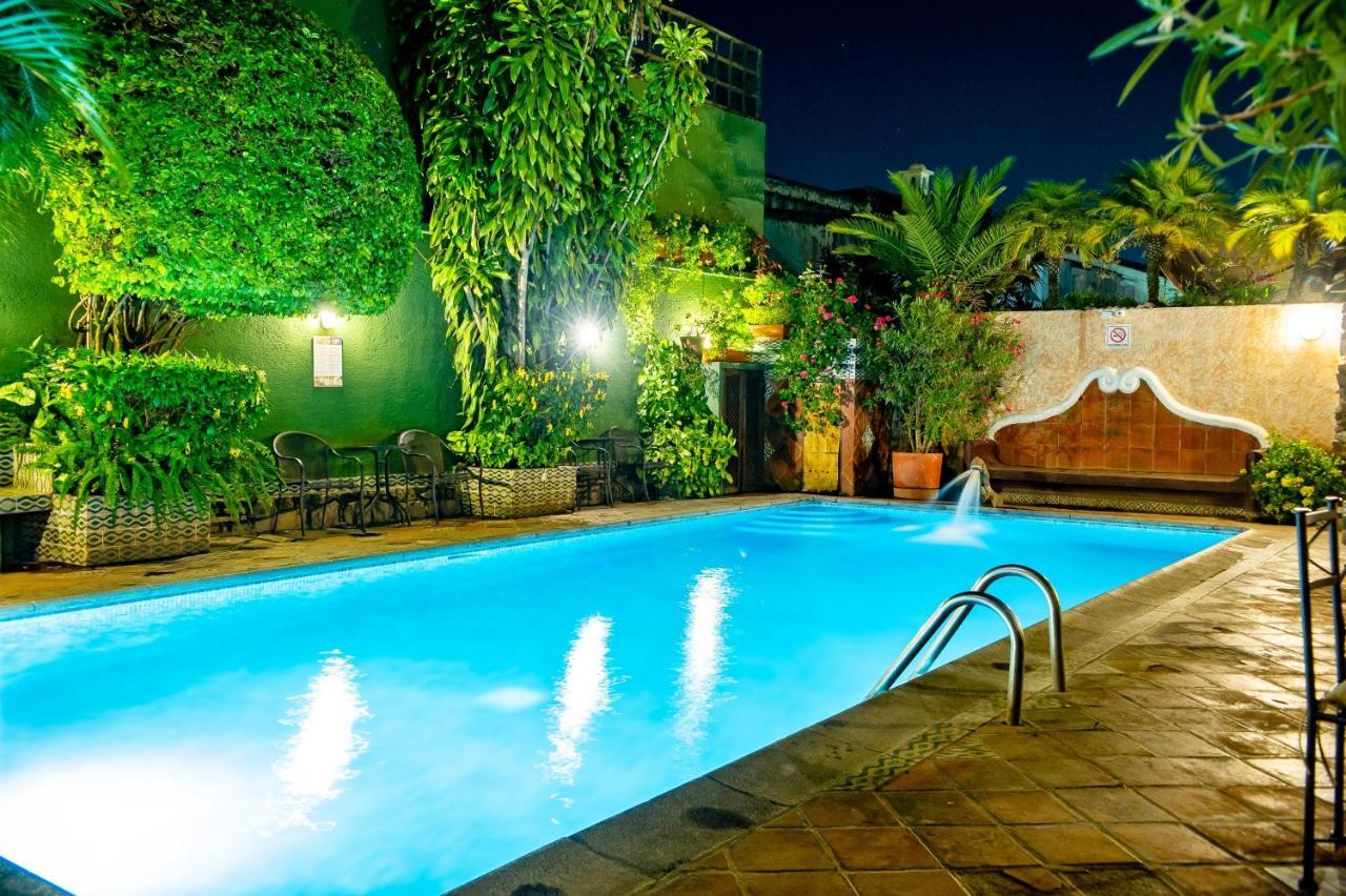 Hotel Casa Del Parque By Ahs Antigua Eksteriør billede
